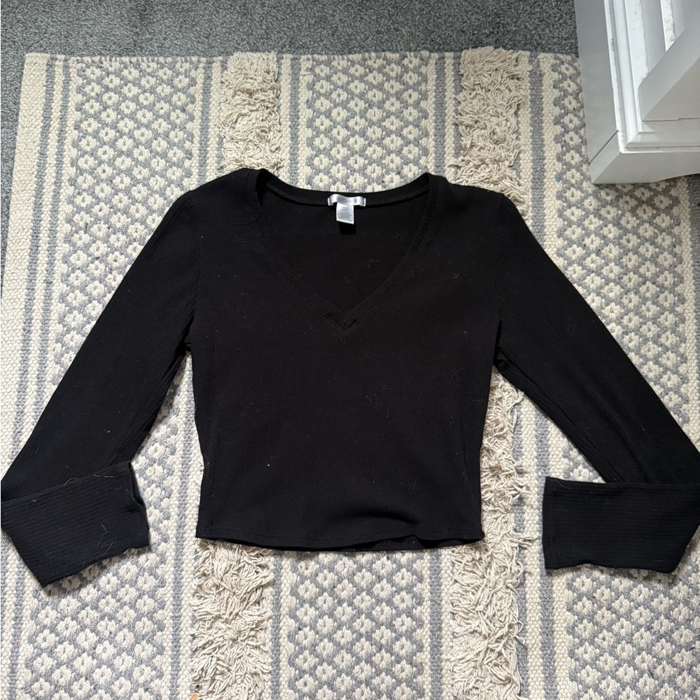 Bozzolo Black Ribbed V-Neck Long Sleeve Top